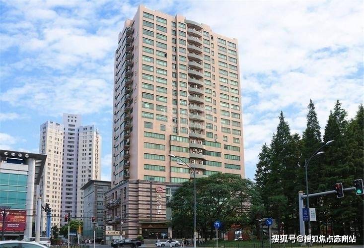 徐汇天镜(售楼处)楼盘详情2025年最新房价+户型+容积率+